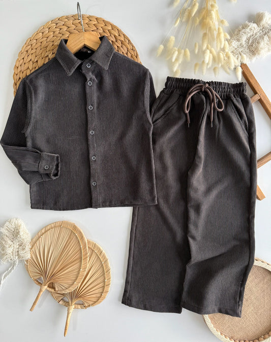 Antresit renk kadife erkek çocuk takım