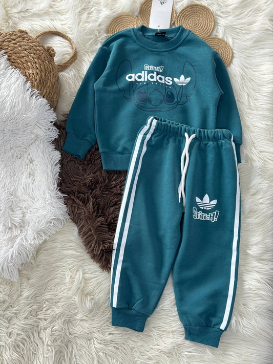 Stitch model yeşil takım