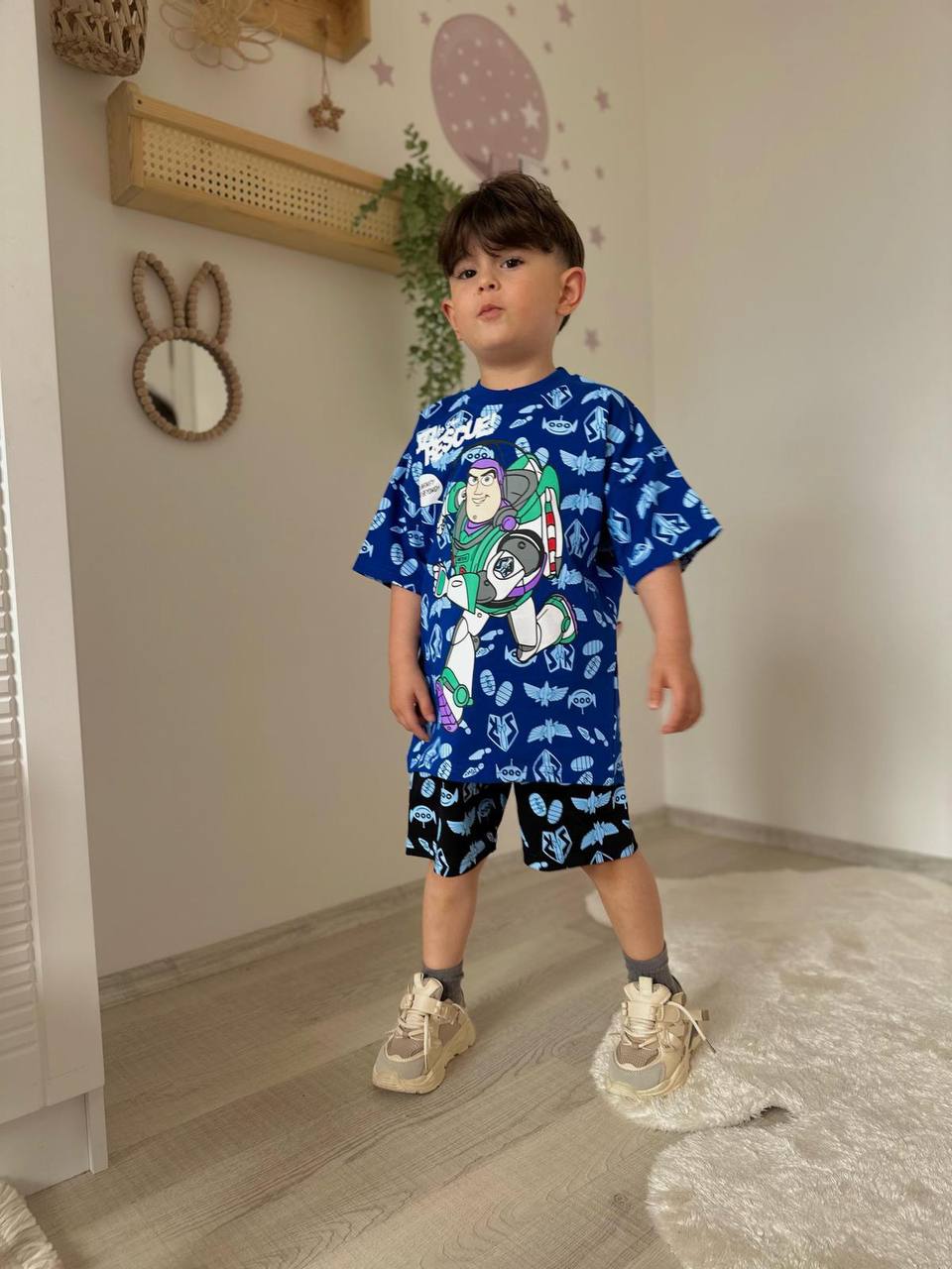 Oyuncaklar karakterli erkek çocuk takım