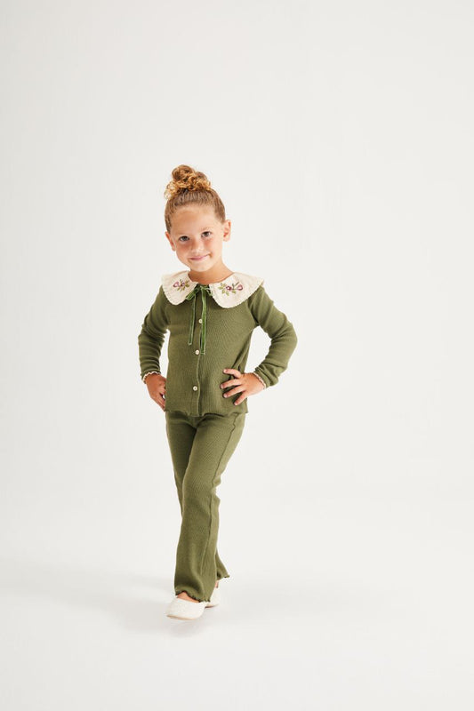 Soft yeşil yakalı takım