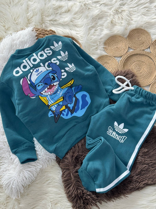 Stitch model yeşil takım