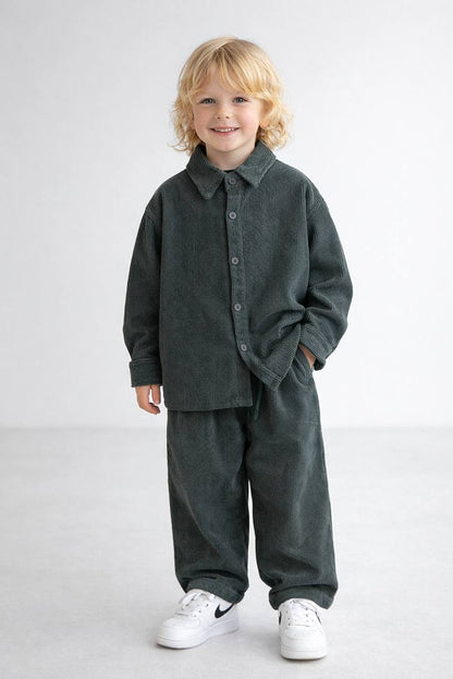 Kadife yeşil erkek çocuk takım