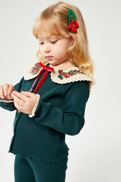 Yaka detaylı yeşil kız çocuk takım